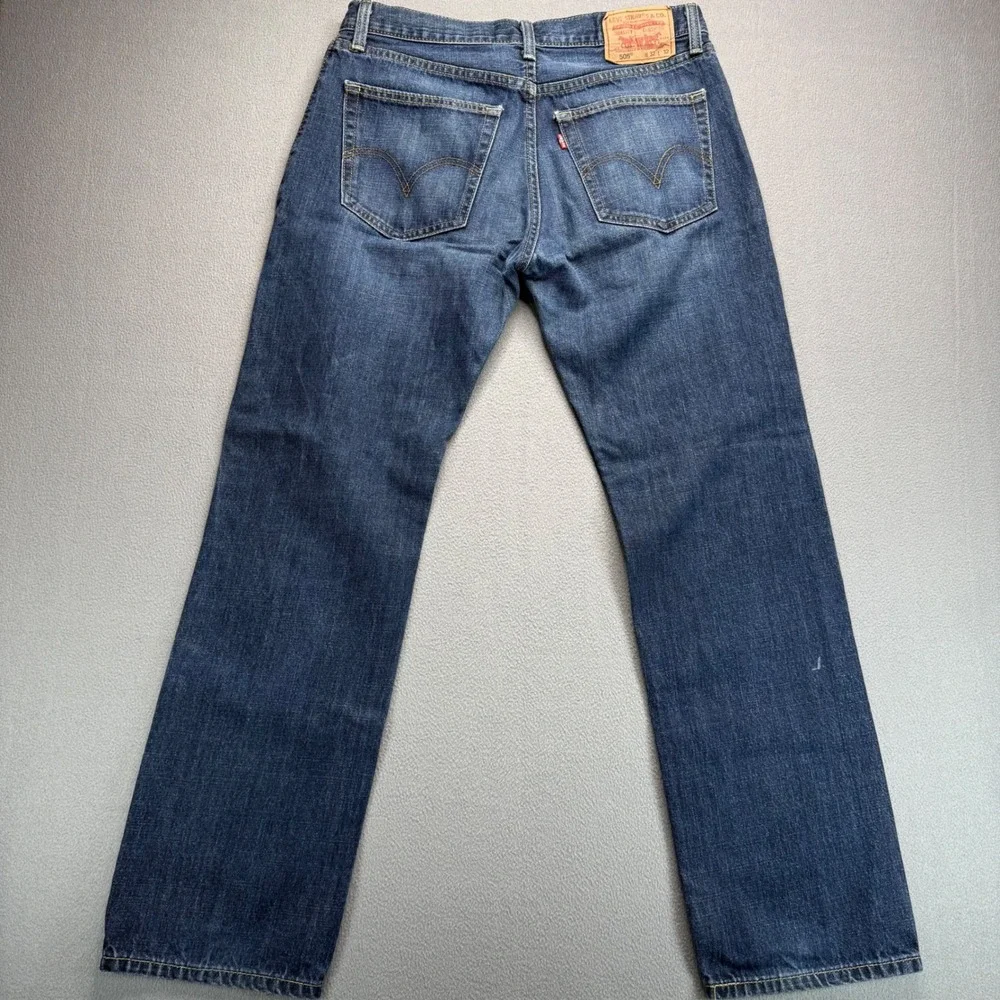 Levi Jeans Mens 32x32 Blue 505 Straight Fit Denim Classic Workwear Casual